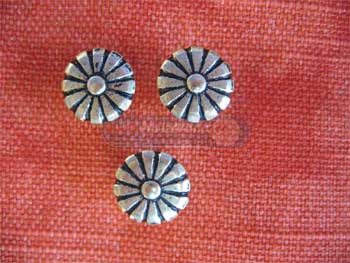 100 Polsternägel Blume Messing Antik