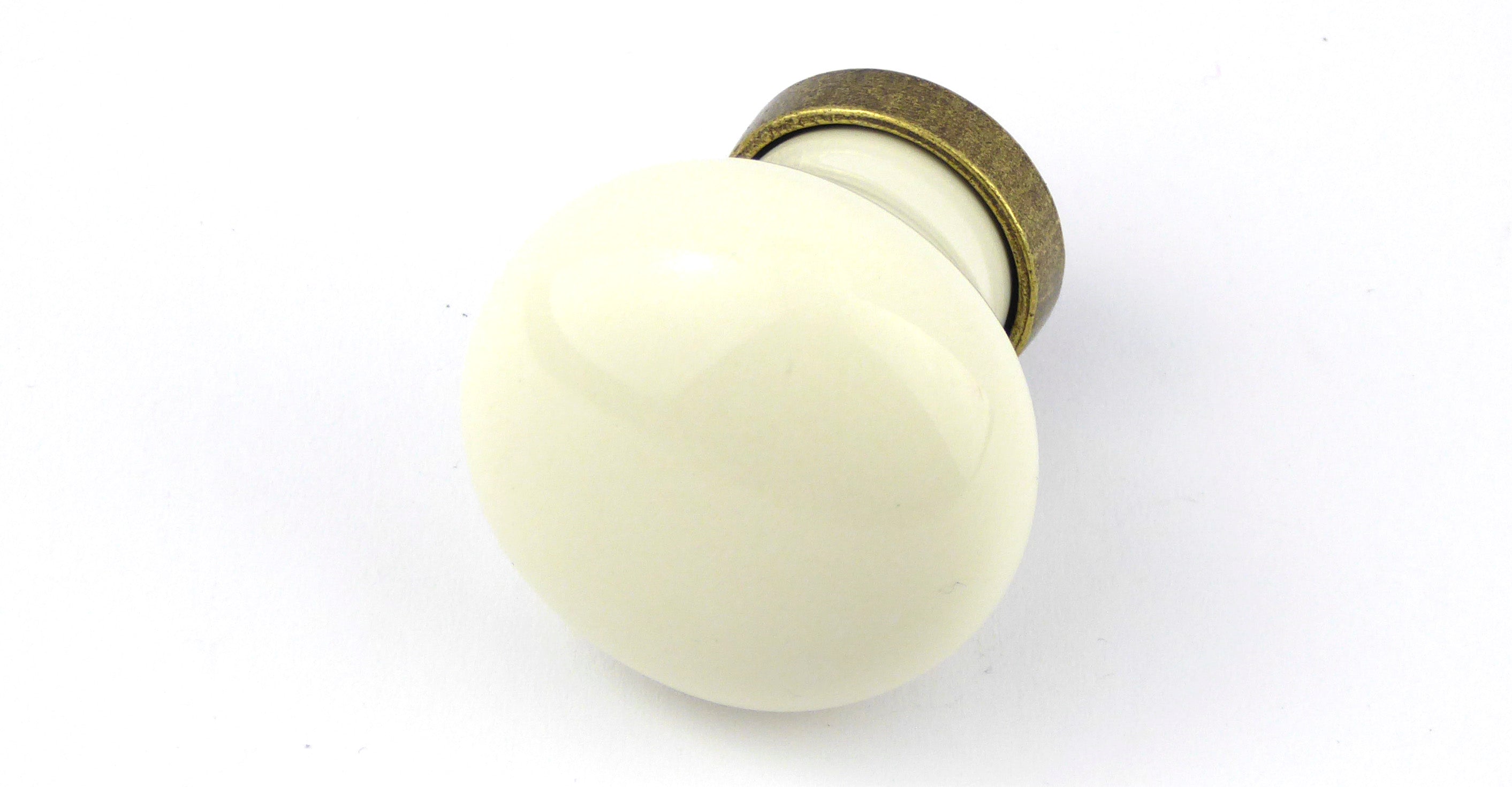 Porzellanknopf creme groß Ø 30 mm