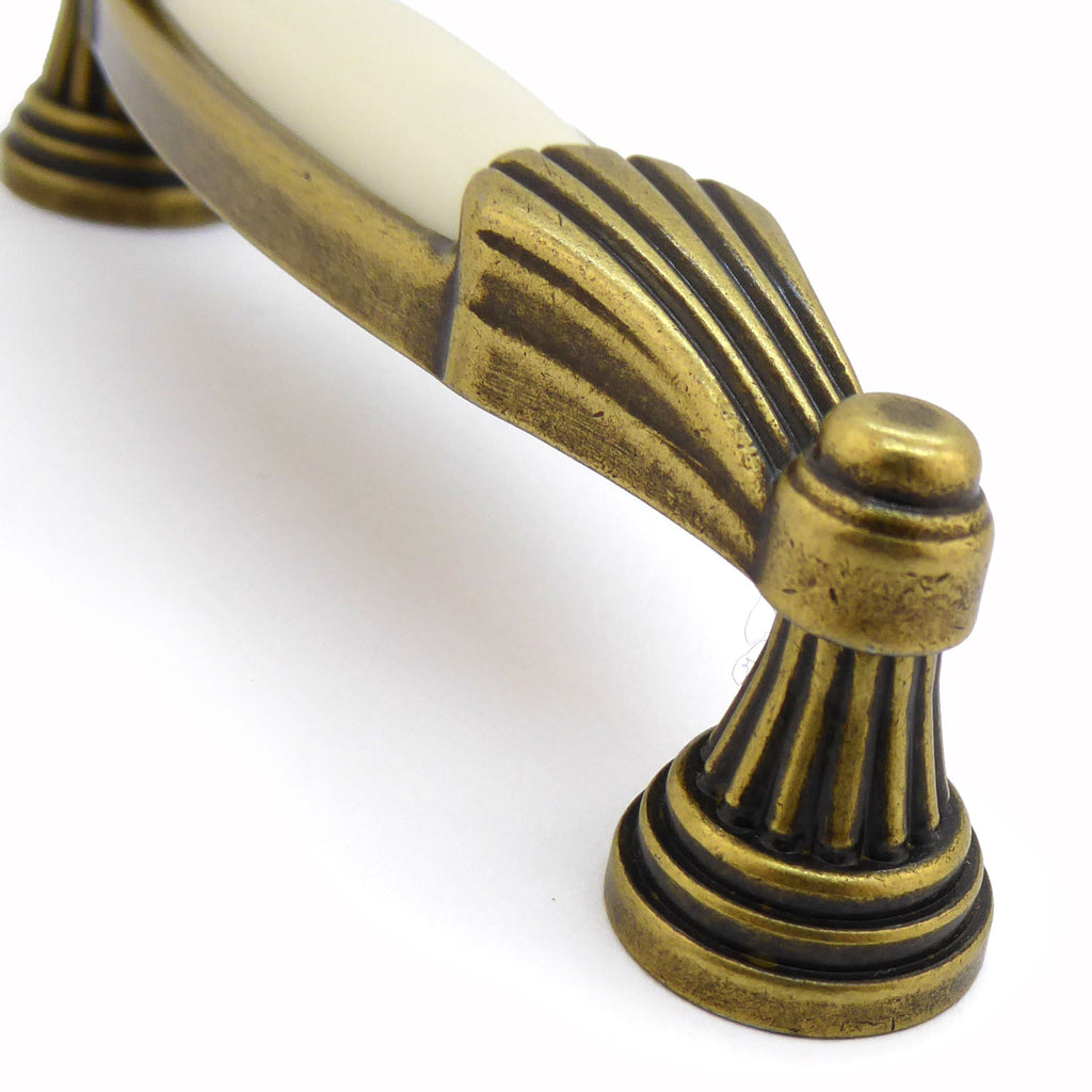 Landhausstil Möbelgriffe VENEZIA klein mit Porzellan-Inlay creme Florence