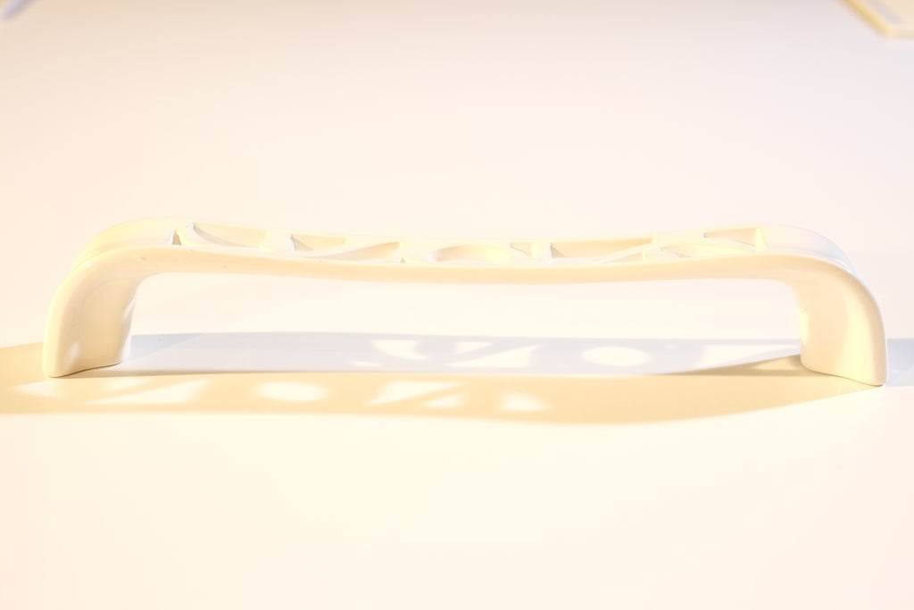 Möbelgriff LACCATO creme groß